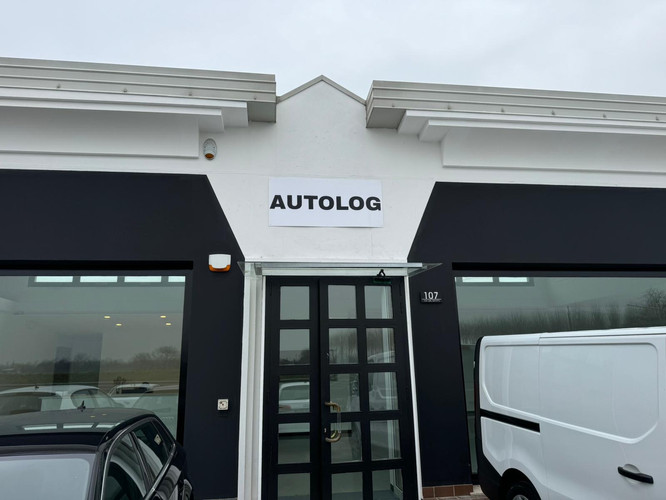 dealer showroom